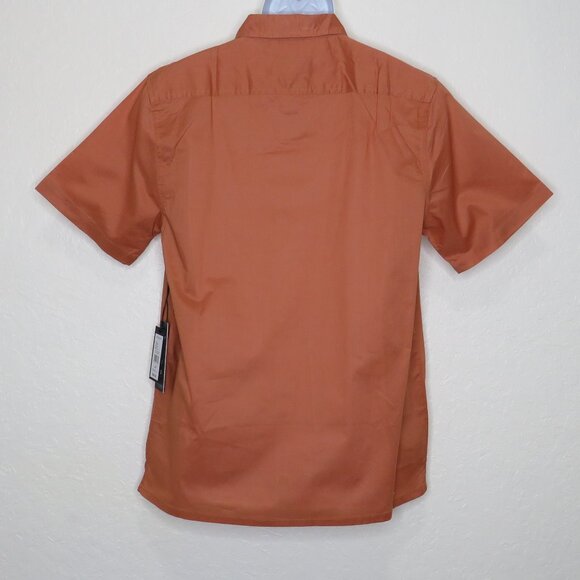 Kenneth Cole* Men's Short Sleeve Button Down Straight Hem Shirt~ Size Medium - Picture 2 of 13